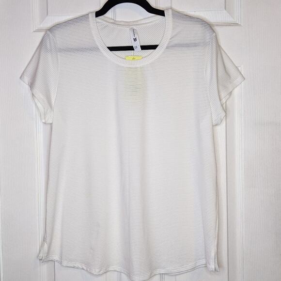 All In Motion Activewear Moisture Wicking White Top L - Picture 1 of 12
